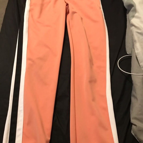 AAO pink track suit - Picture 6 of 6